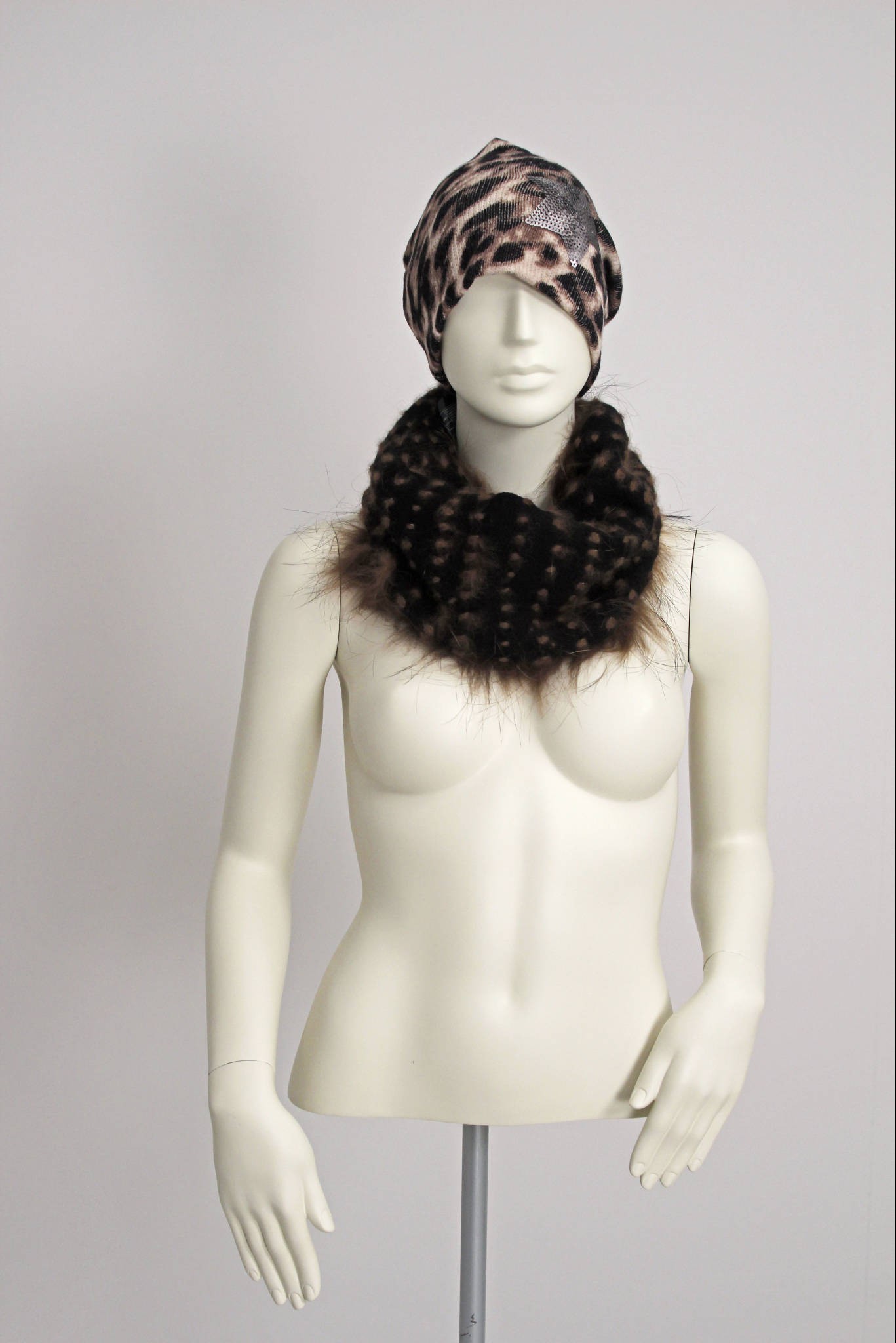 M-collection - weibliche Schneiderbüste, European Mannequins & Shop