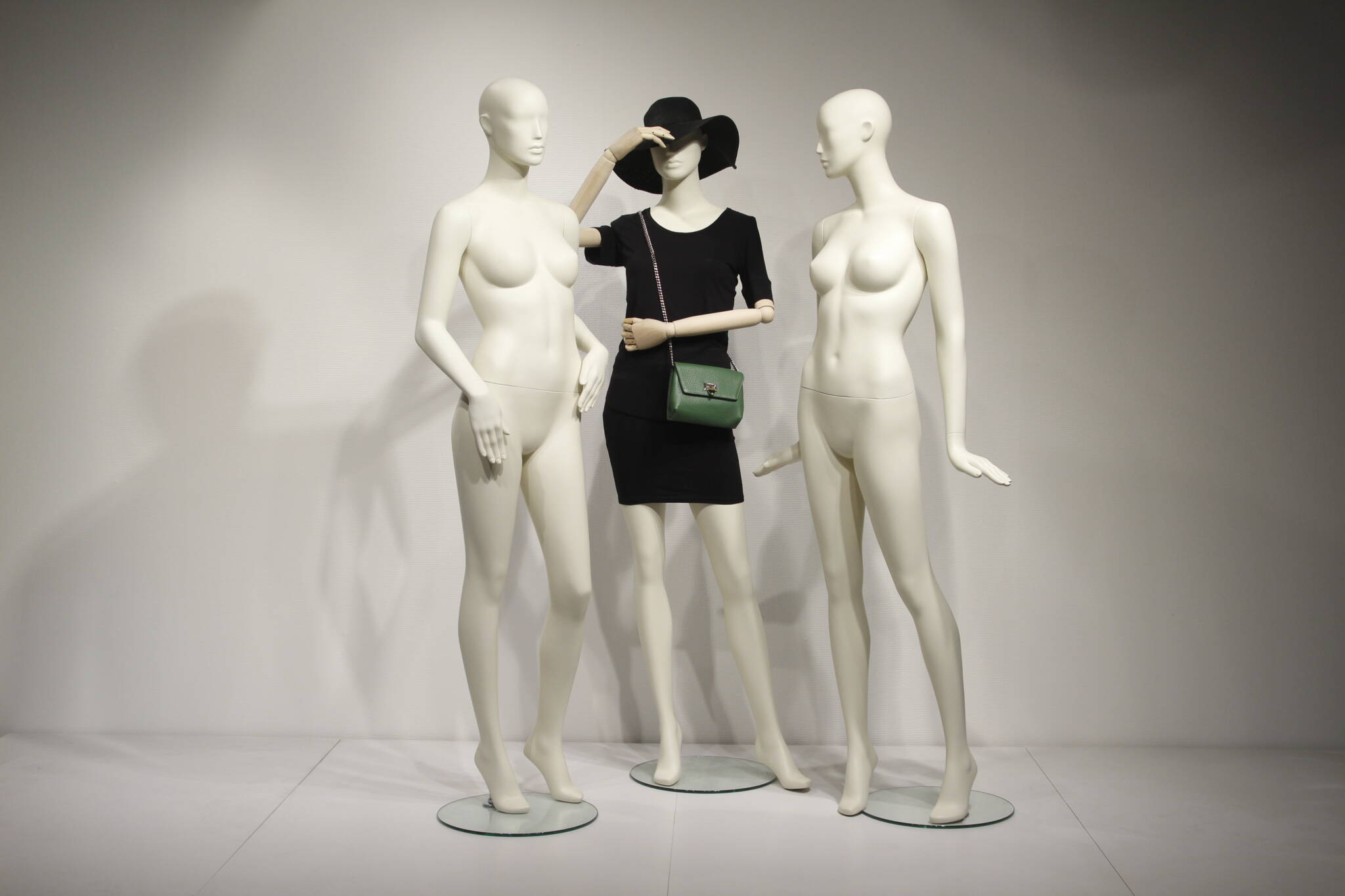 Mannequin kollektion i størrelse 38. 14 forskellige varianter